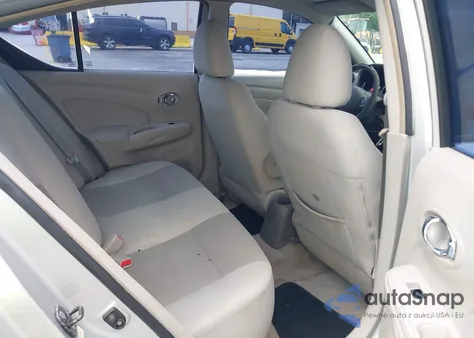 2013 Nissan Versa 1.6 Sv z USA, uszkodzony, nr VIN 3N1CN7AP5DL819164